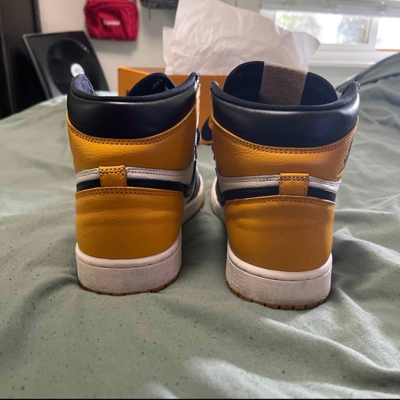 Jordan 1 Taxi - Picture 4 of 6
